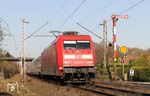 Da sich auf der Güterzugstrecke die Züge stauten, konnte IC 2201 bei Ratingen West erneut abgepasst werden und hatte mittlerweile eine Zusatzverspätung von 15 Minuten. (16.03.2017) <i>Foto: Joachim Bügel</i>