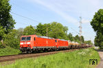 Montag ist Doppeltraktionstag auf der Wupper: 185 083 und 185 196 befördern EZ 51281 (Hagen-Vorhalle - Gremberg) kurz vor Solingen. (15.05.2017) <i>Foto: Joachim Bügel</i>