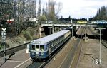 471 127 fährt als S 11 nach Olsdorf aus Hamburg-Hasselbrook. (16.04.1984) <i>Foto: Wolfgang Bügel</i>