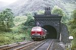 216 017 mit einem Schnellzug an der Westausfahrt des Kaiser-Wilhelm-Tunnels in Ediger-Eller. (07.1971) <i>Foto: Tim Howerter</i>