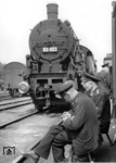 93 022 wartet im Rangierbahnhof Berlin-Pankow auf neue Aufgaben. (1942) <i>Foto: RVM (Ittenbach)</i>