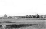 18 536 (Bw Mainz) mit FD 264 (Holland - München) auf der linken Rheinstrecke bei Bad Godesberg.  (29.04.1934) <i>Foto: DLA Darmstadt (Bellingrodt)</i>