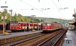 Überholung von N 7330 (455 102) durch N 7332 (456 102) im Bahnhof Neckarelz. (02.05.1984) <i>Foto: Wolfgang Bügel</i>
