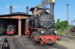 99 2322 und 99 2323 im Bahnbetriebswerk der Bäderbahn in Kühlungsborn West. (11.06.2017) <i>Foto: Andreas Höfig</i>