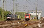 MRCE X4E-661 (193 661) mit 193 662, 193 558, 193 559, 193 670 und DB Schenker Rail Polska 5170 021 (191 952) sind in Gremberg auf dem Weg zum Prüfcenter Wildenrath. Rechts rangiert 189 050. (05.07.2017) <i>Foto: Wolfgang Bügel</i>