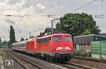 115 293 (mit 101 071 im Schlepp) vor PbZ 2470 (Frankfurt Hbf - Dortmund Bbf) auf der Güterzugstrecke Gremberg - Wedau im Bahnhof Immigrath. (02.08.2017) <i>Foto: Joachim Bügel</i>