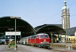 Ankunft des E 2425 (Nijmegen/NL - Kleve (9.06 Uhr) - Köln - Frankfurt/M an 14.07 Uhr) mit 215 020 in Krefeld Hbf.   (07.07.1984) <i>Foto: Wolfgang Bügel</i>