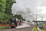 001 150 mit DPE 97 aus Menden/Sauerland auf dem Weg nach Boppard in Wuppertal-Vohwinkel. (09.09.2017) <i>Foto: Joachim Bügel</i>