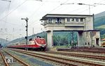 601 017/004 fährt als Sonderzug Et 28191 von Plettenberg-Oberstadt kommend nach Plettenberg ein. (12.08.1984) <i>Foto: Wolfgang Bügel</i>