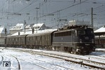 110 450-4 verlässt mit einem Expr-E den Bahnhof Geislingen/Steige. (18.02.1978) <i>Foto: Peter Schiffer</i>