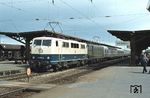 111 073 mit 141 035 vor N 4657 (Murnau – Garmisch) im Bahnhof Murnau. (25.05.1979) <i>Foto: Prof. Dr. Willi Hager</i>