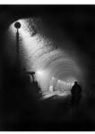 Der Kaiser-Wilhelm-Tunnel (auch Cochemer Tunnel genannt) auf der Moselbahn  zwischen Ediger-Eller und Cochem  ist 4205 m lang und war bis 1985 der längste Eisenbahntunnel Deutschlands. In den Jahren 1937/38 fanden umfangreiche Sanierungsarbeiten statt, bei denen auch die alte Tunnelentlüftungsanlage durch zehn Hochleistungs-Schraubenlüfter der Bauart Siemens-Bentz ersetzt wurde. (1937) <i>Foto: RVM</i>