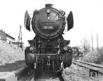 50 264 (Bw Hagen-Vorhalle) mit einem Sonderzug auf der Strecke Remschied-Lennep - Opladen im Bahnhof Pattscheid. (1958) <i>Foto: Slg. Eisenbahn- und Heimatmuseum Erkrath-Hochdahl </i>