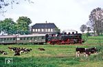 86 1501 mit P 19645 nach Crottendorf bei den Einfahrt nach Walthersdorf. (20.05.1986) <i>Foto: Wolfgang Bügel</i>