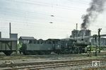 50 2820 (Bw Limburg) mit einem Güterzug in Frankfurt-Höchst. (28.07.1962) <i>Foto: Theodore Shrady</i>