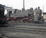 094 561-8 (94 1561) wartet im Bw Köln-Eifeltor auf den nächsten Einsatz. (08.04.1970) <i>Foto: Wolfgang Bügel</i>