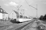 Triebwagen 68 mit Beiwagen 152 und 150 (Baujahre 1957) der Oberrheinischen Eisenbahn-Gesellschaft (OEG) - wegen der spitz zulaufenden Fahrzeugenden auch liebevoll "Spitzmäuse" genannt - in Edingen. (17.08.1958) <i>Foto: Helmut Röth</i>