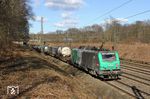 In Diensten von DB Cargo fährt SNCF 437 011 vor KT 41260 (Duisburg-Ruhrort Hafen - Vennissieux) am Abzweig Lotharstraße bei Duisburg vorbei. (20.03.2018) <i>Foto: Wolfgang Bügel</i>