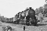 58 1041 (Borsig, Berlin, Baujahr 1918) rollt mit einem Güterzug bei Dresden-Klotzsche talwärts. (22.06.1966) <i>Foto: Will A. Reed</i>