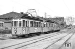 Straßenbahnversammlung mit den Tw 21, 4, 20 und Tw 49 im Hintergrund. Zwischen 1956 und 1963 hatte das Straßenbahnnetz von Heidelberg mit einer Streckenlänge von 45,2 km Länge seine größte Ausdehnung. (22.03.1959) <i>Foto: Helmut Röth *</i>
