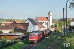 232 654 mit einem Güterzug von Heringen nach Gerstungen in Widdershausen nahe Heringen. (25.04.2018) <i>Foto: Joachim Schmidt</i>