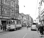 Tw 26 nach Letmathe in der in der Wermingser Straße in Iserlohn. (03.1959) <i>Foto: Reinhard Todt</i>