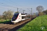 SNCF TGV-Duplex 9713 als TGV 9576 (München Hbf - Paris Est) bei Gingen an der Fils. TGV steht als Akronym von "train à grande vitesse" = französisch für „Hochgeschwindigkeitszug“. (18.04.2018) <i>Foto: Zeno Pillmann</i>
