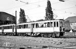 ET 9 der Köln-Bonner Eisenbahn (Baujahr 1907) in Wesseling. 1965 wurde er ausgemustert. (09.05.1959) <i>Foto: Helmut Röth</i>