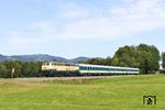 218 447 mit ALX 84152 auf dem Rückweg nach Oberstdorf bei Unterthalhofen. (22.08.2018) <i>Foto: Joachim Bügel</i>