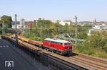 215 001 der Railsystems RP GmbH, Hörselberg-Hainich, mit einem Altschotterzug in Wuppertal-Elberfeld. (22.08.2018) <i>Foto: Wolfgang Bügel</i>