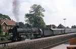 012 080 (01 1080) verlässt vor D 1735 (Köln - Norddeich-Mole) den Bahnhof Meppen. (01.09.1974) <i>Foto: Peter Schiffer</i>