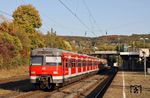 420 983 und 420 919 fahren als Lt aus der S 68 zur Abstellung nach Wuppertal-Langerfeld durch Wuppertal-Sonnborn. (15.10.2018) <i>Foto: Wolfgang Bügel</i>