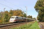 401 066 als ICE 1023 (Hamburg-Altona - Frankfurt/M Hbf) kurz vor Solingen Hbf. (31.10.2018) <i>Foto: Joachim Bügel</i>