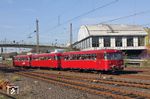996 784 mit 998 156 und 796 796 fährt als DPE 32595 (Hagen-Vorhalle - Remscheid) in Wuppertal-Oberbarmen ein. (20.10.2018) <i>Foto: Wolfgang Bügel</i>