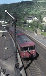 798 607 verlässt als Nt aus Koblenz den Haltepunkt Dausenau auf der Lahntalbahn in Richtung Limburg. (14.05.1980) <i>Foto: Peter Schiffer</i>