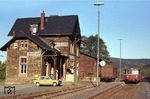 798 631 im Bahnhof Breitscheid an der Strecke Au/Sieg - Altenkirchen. (13.05.1980) <i>Foto: Peter Schiffer</i>