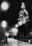 Weihnachtliche Stimmung im Leipziger Hauptbahnhof. (1938) <i>Foto: RVM</i>