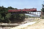 485 019 überquert die Wiesebrücke in Lörrach-Stetten. (03.07.1979) <i>Foto: Peter Schiffer</i>
