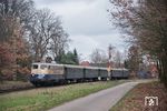 Centralbahn 110 383 (mit 110 278) und dem SBB-Wagenpark als Eurobahn-Ersatzzug in Estorf. (10.01.2019) <i>Foto: Joachim Schmidt</i>