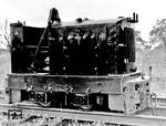In Babelsberg wurden ab 1952 die recht wuchtig wirkenden 10-PS-Feldbahnloks mit der Typenbezeichnung Ns 1 gefertigt. Bis Ende der 1960er Jahre wurden in den Spurweiten 500 bis 600mm exakt 686 Exemplare gebaut. (1952) <i>Foto: Slg. Eisenbahnstiftung</i>