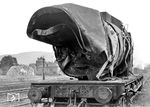 Die Rauchkammer des Kessels von 42 1893 wurde maßgeblich durch die nachschiebende Lok zerstört. Aufnahme im Bahnhof Cochem, zwei Tage nach dem Unfall. (14.10.1951) <i>Foto: A. Dormann, Slg. W. Löckel</i>