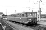 SWEG VT 108 (Maschinenfabrik Esslingen, Fabriknummer 25206, Baujahr 1958) war von 1958 bis 1963 zunächst bei der Deutschen Eisenbahn-Betriebs-Gesellschaft (DEBG) im Einsatz und wurde anschließend an die SWEG (Südwestdeutsche Eisenbahn-Gesellschaft) abgegeben. 1994 kaufte die Albtal-Verkehrs-Gesellschaft (AVG) den Triebwagen gleichzeitig mit der Übernahme der Kraichtal- und der Katzbachtalbahn von der SWEG und setzte ihn als VT 452 bis ins Jahr 2000 im Liniendienst ein, zuletzt als morgendlichen Verstärkerzug. Von 2009 bis 2010 restaurierte die AVG den Triebwagen und stellte den Originalzustand so weit wie möglich wieder her.  (28.06.1964) <i>Foto: Helmut Röth</i>