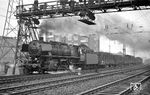 44 462 vom Bw Seelze fährt mit einem Güterzug durch Hannover. (09.1964) <i>Foto: Robin Fell</i>