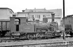 Im Frühjahr 1961 stand Lok 2 als Reservelok abgestellt im Bahnhof Marburg-Süd. Offiziell wurde sie 1962 ausgemustert. (30.04.1961) <i>Foto: Gerhard Moll</i>