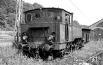 Lok 17 hatte ihre besten Zeiten auch schon hinter sich. Die 1896 bei Hanomag gebaute Lok war zunächst bei verschiedenen Kleinbahnen der Deutsche Eisenbahn-Betriebsgesellschaft (DEBG) im Einsatz, bis sie 1948 zur Albtalbahn kam. Zehn Jahre später war sie bereits ausgemustert und rostete noch jahrelang in Busenbach vor sich hin. (28.06.1964) <i>Foto: Helmut Röth</i>