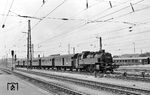 064 491 kehrt mit P 4775 aus Eppingen nach Heilbronn Hbf (Ankunft: 13.38 Uhr) zurück. (24.06.1970) <i>Foto: Helmut Röth</i>