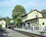 ÖBB 298.53 in Steyr Lokalbahnhof. Von hier verkehrt die Steyrtalbahn heute noch als Museumsbahn an Wochenenden im Sommer und in der Adventszeit bis Grünburg. (1980) <i>Foto: Karsten Risch</i>