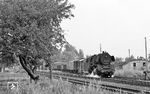 50 0026 (Bw Angermünde) ex 50 3583, ex 50 1839, fährt aus dem Überholungsgleis in Wilmersdorf. (07.1976) <i>Foto: Burkhard Wollny</i>