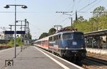 Nch längerer Abwesenheit scheint der NX-Ersatzzug wieder planmäßig auf der Wupper zu laufen. Hier fährt TRI 110 469 mit RB 32428 nach Wuppertal-Oberbarmen in Solingen Hbf ein. (25.07.2019) <i>Foto: Joachim Bügel</i>