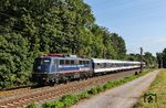 Und täglich grüßt das Murmeltier: Wieder unermüdlich im Einsatz ist 110 469 von TRI vor dem NX-Ersatzzug zwischen Köln und Wuppertal. Hier fährt sie vor RB 32458 (Köln Hbf - W-Oberbarmen) bei Solingen-Ohligs vorbei. (22.08.2019) <i>Foto: Joachim Bügel</i>